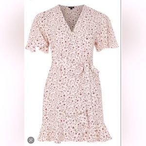 NWT Topshop daisy print ruffle tea wrap dress S